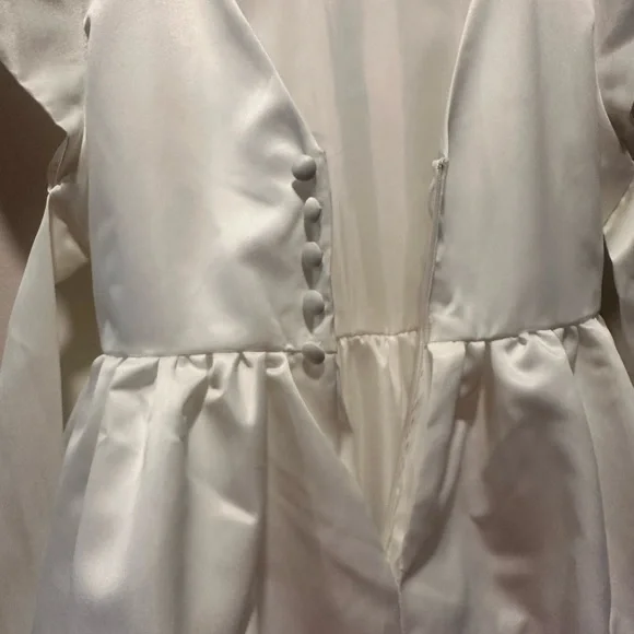 Flower Girl Elegant White Dress for Special Occasions- - Picture 7 of 10